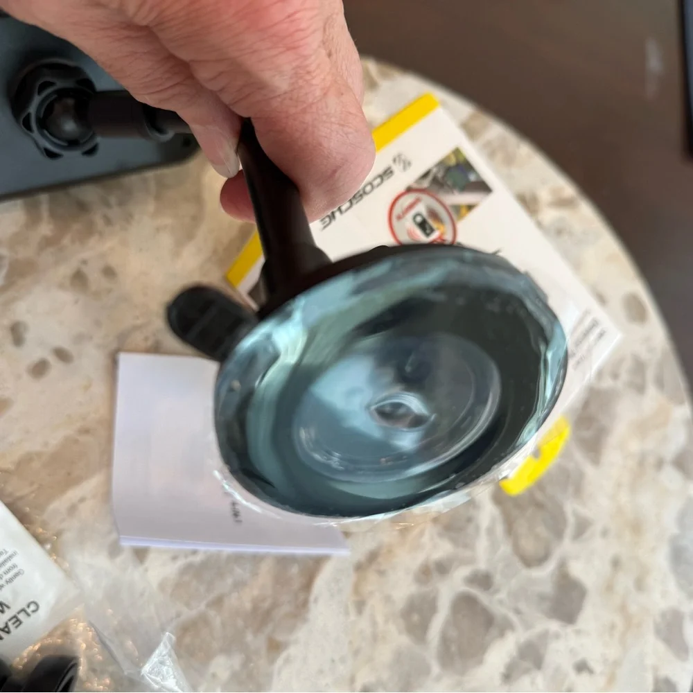 Scosche Black Car Phone Mount